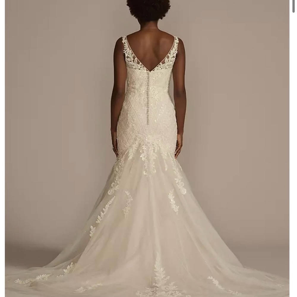 Oleg Cassini Cream Lace Wedding Dress- NWT, Unaltered - Picture 3 of 11